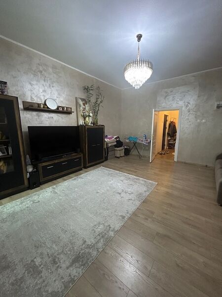 Centrul Vechi Covaci ap 3 camere mobilat utilat complet renovat