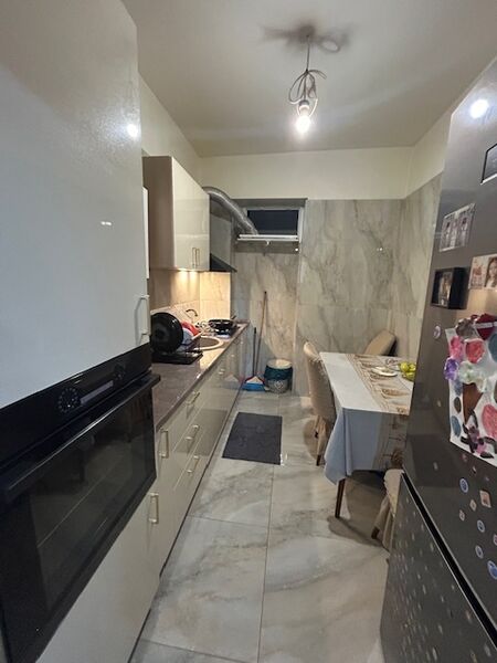 Centrul Vechi Covaci ap 3 camere mobilat utilat complet renovat