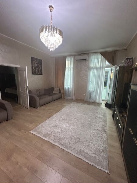 Centrul Vechi Covaci ap 3 camere mobilat utilat complet renovat